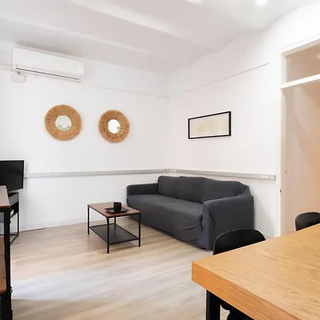 Sagrada Familia Comfy Apartman *
